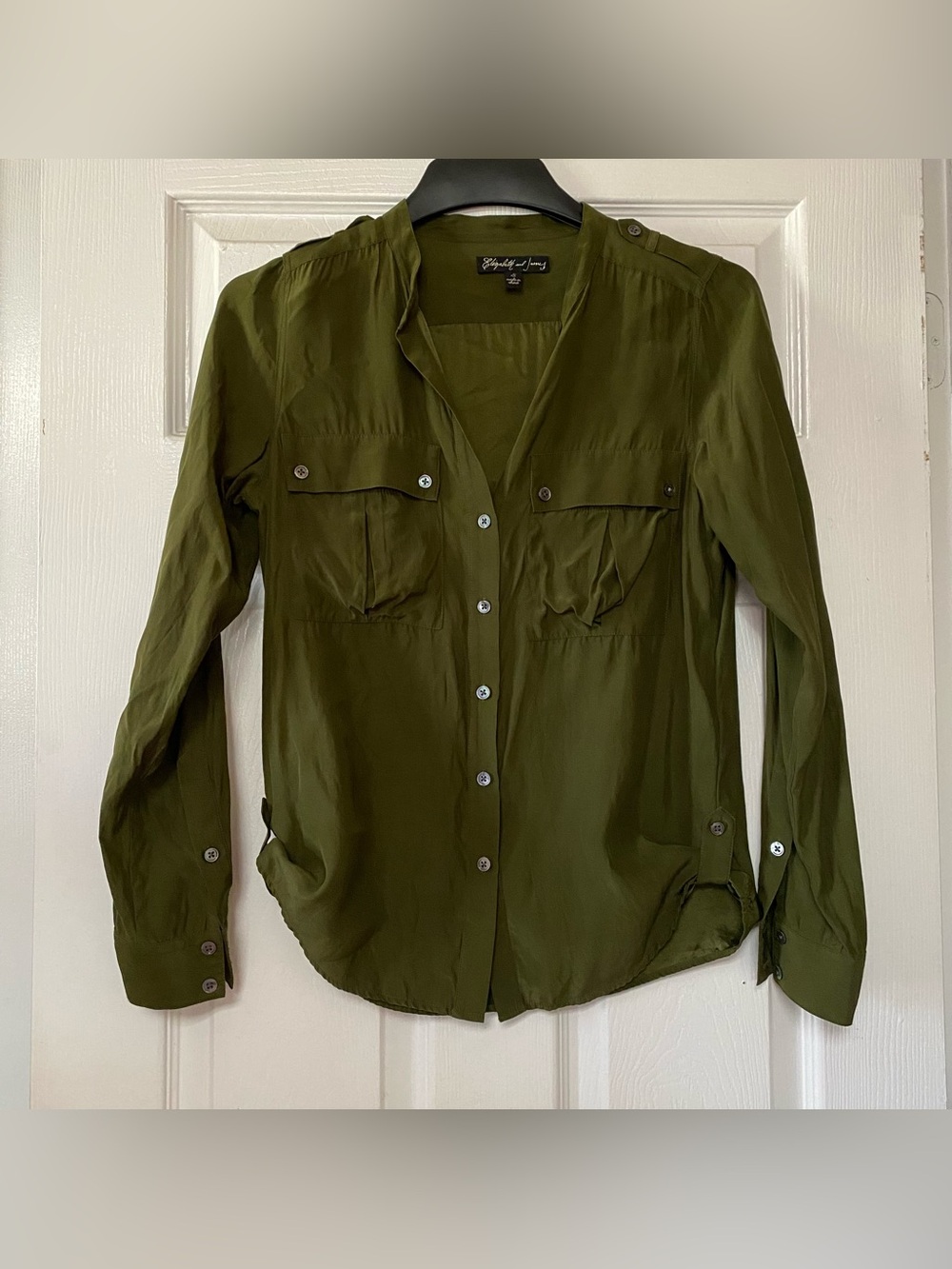Elizabeth & James 100% Silk Army Green Button Down Up Blouse Shirt Top